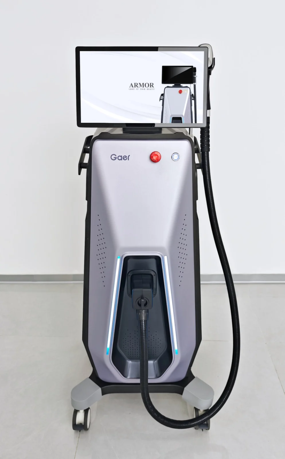 Armor Diode Laser da Gaer Laser em acabamento prata com manípulo de diodo
